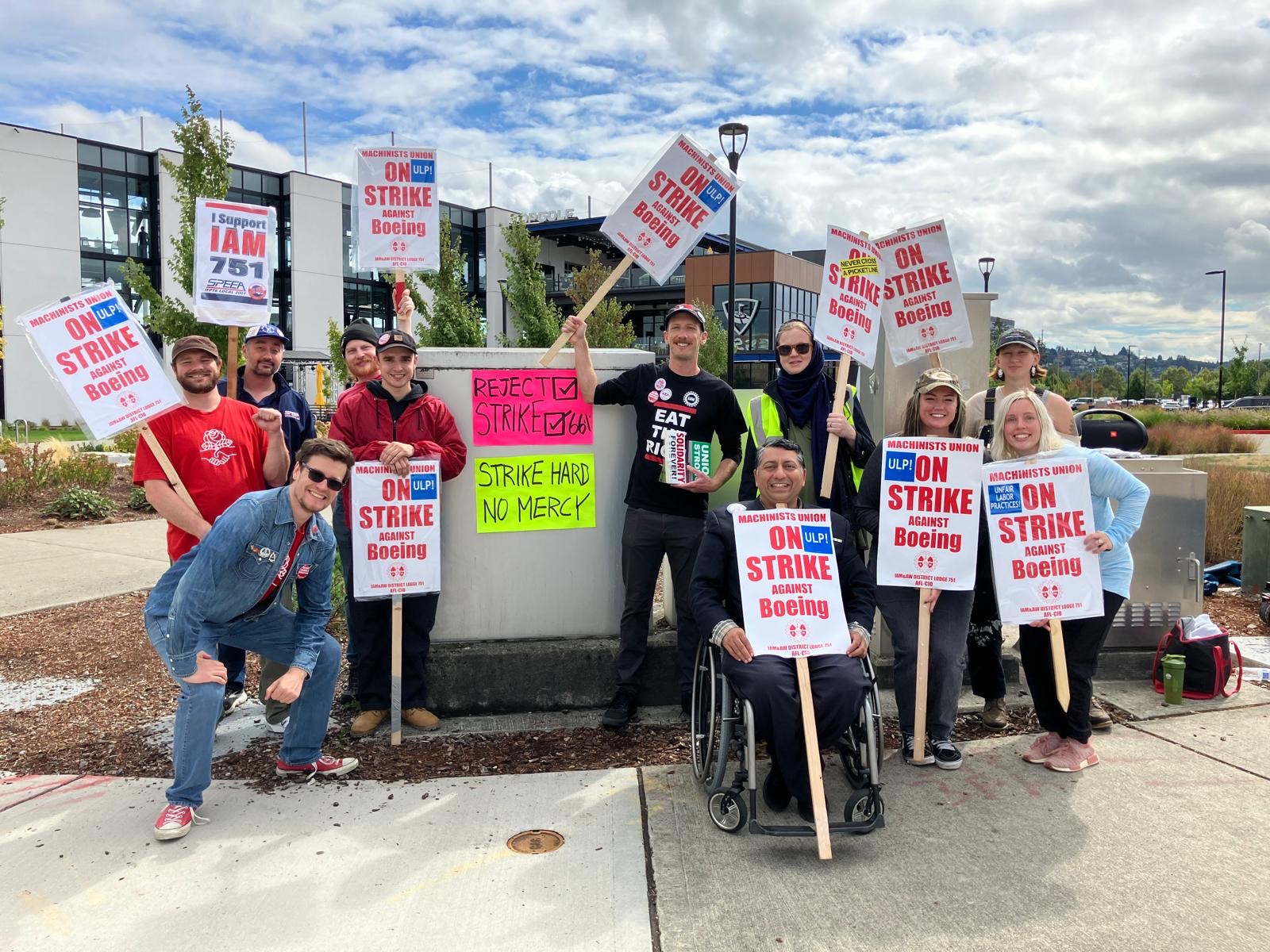 Boeing strike solidarity group